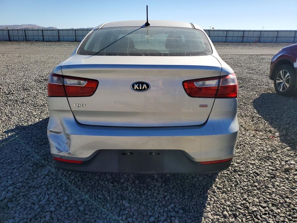 Zdjęcie 6 z aukcji – 2017 KIA RIO z VIN KNADM4A37H6047974