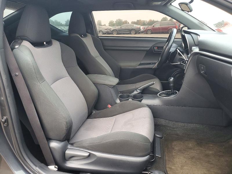 Photo 10 from auction – 2015 SCION TC with VIN JTKJF5C79FJ000759
