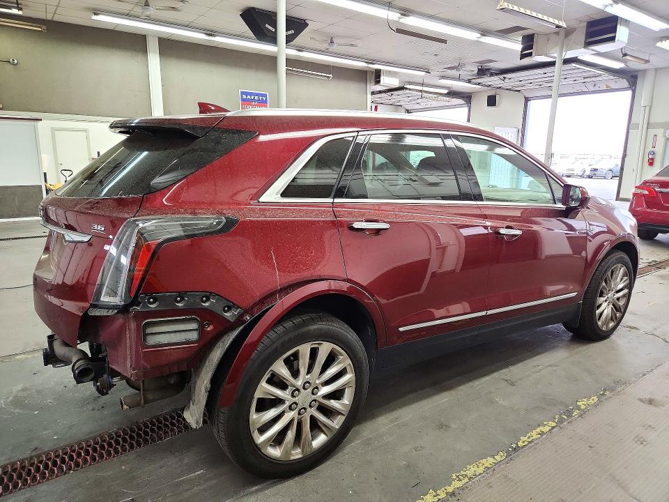 Снимка 3 от търг – 2017 CADILLAC XT5 с VIN 1GYKNFRS9HZ323076