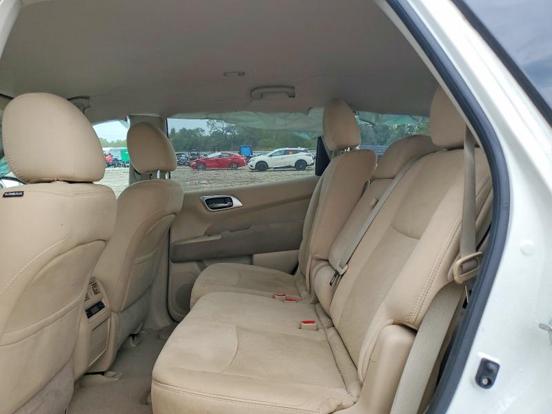 Photo 11 from auction – 2015 NISSAN PATHFINDER with VIN 5N1AR2MM0FC722204
