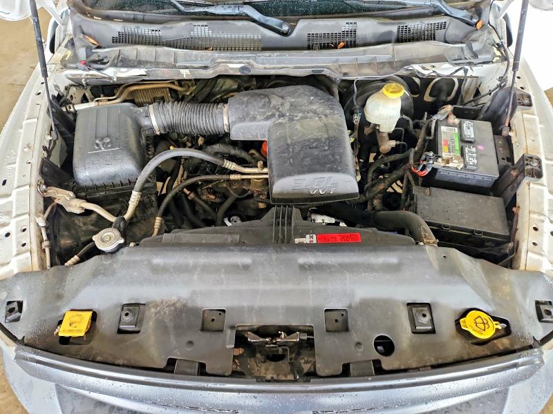Снимка 11 от търг – 2018 RAM 1500 с VIN 1C6RR6FG1JS248274