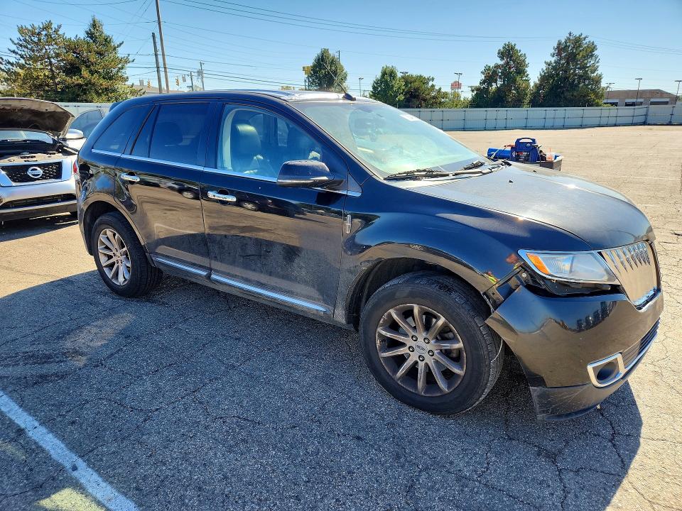 Снимка 4 от търг – 2013 LINCOLN MKX с VIN 2LMDJ6JK4DBL47921