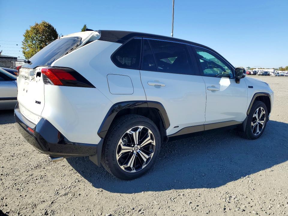 Снимка 3 от търг – 2022 TOYOTA RAV4 PRIME с VIN JTMEB3FV3ND104342