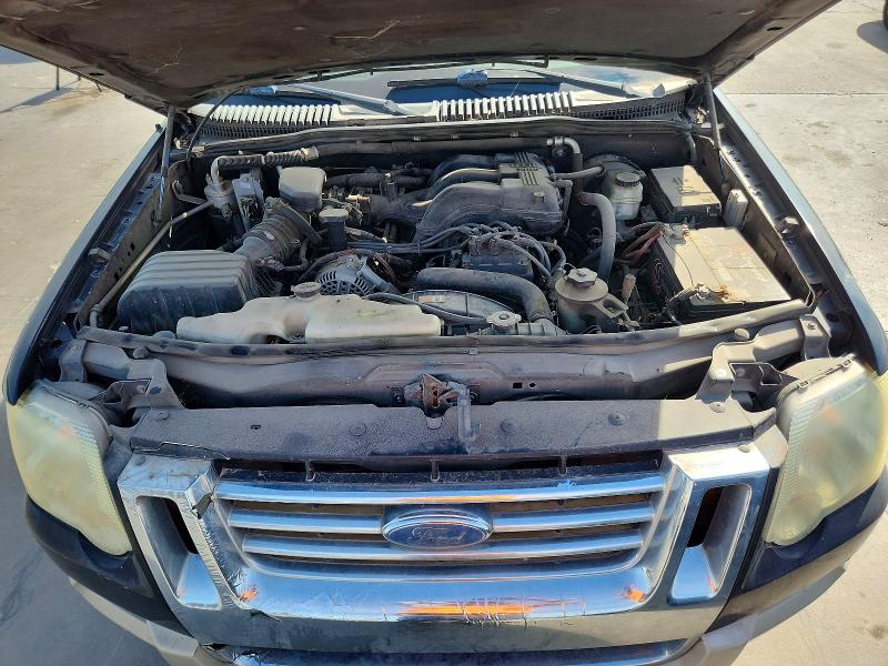 Photo 12 from auction – 2007 FORD EXPLORER with VIN 1FMEU64E87UB26513