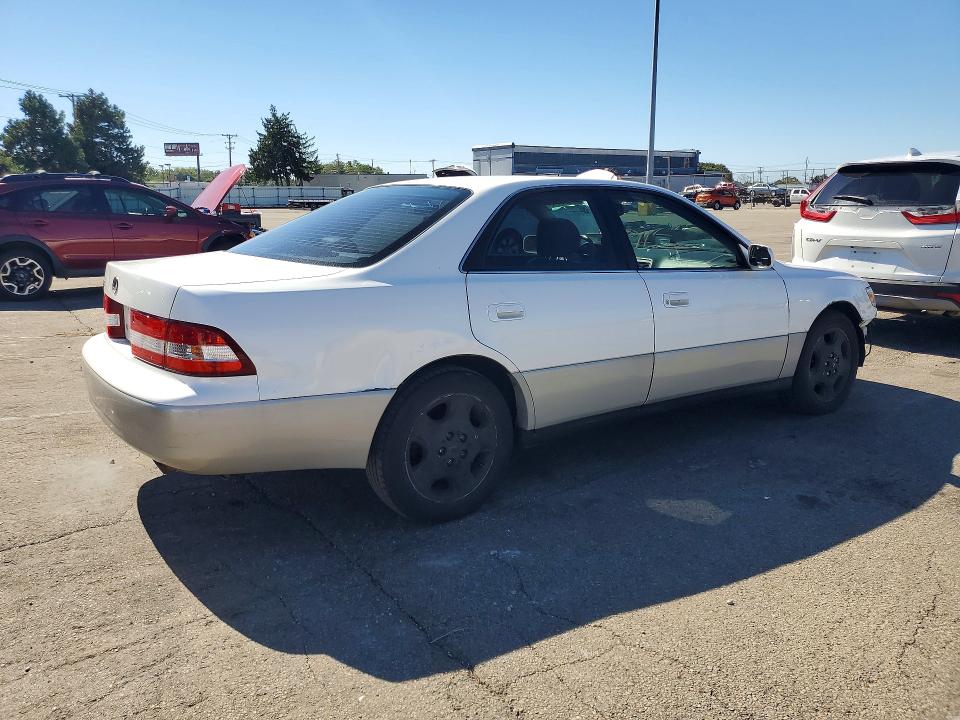 Photo 3 from auction – 2000 LEXUS ES with VIN JT8BF28G7Y5102509