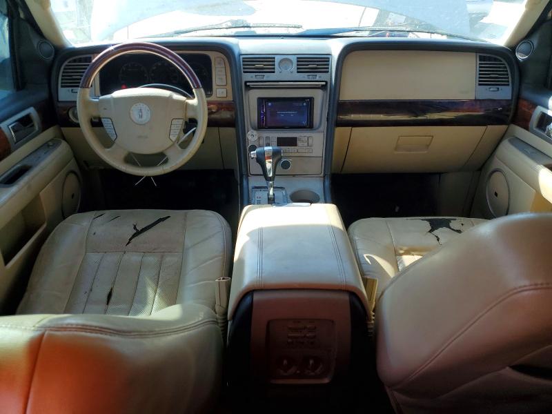 Photo 8 from auction – 2006 LINCOLN NAVIGATOR with VIN 5LMFU27596LJ27180
