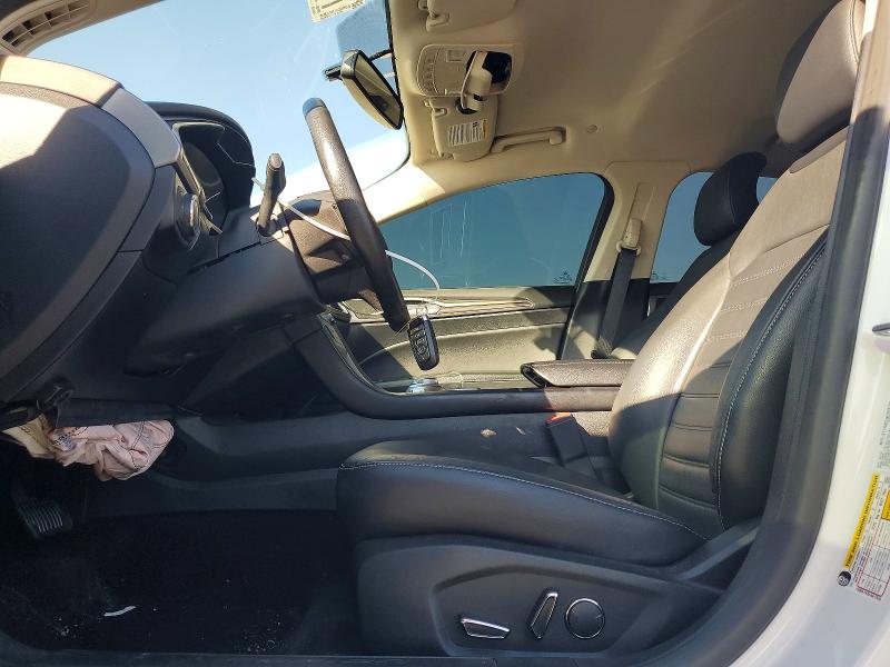 Снимка 7 от търг – 2018 FORD FUSION с VIN 3FA6P0PU5JR241218