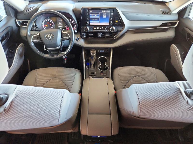 Photo 8 from auction – 2022 TOYOTA HIGHLANDER with VIN 5TDBZRBH1NS251250