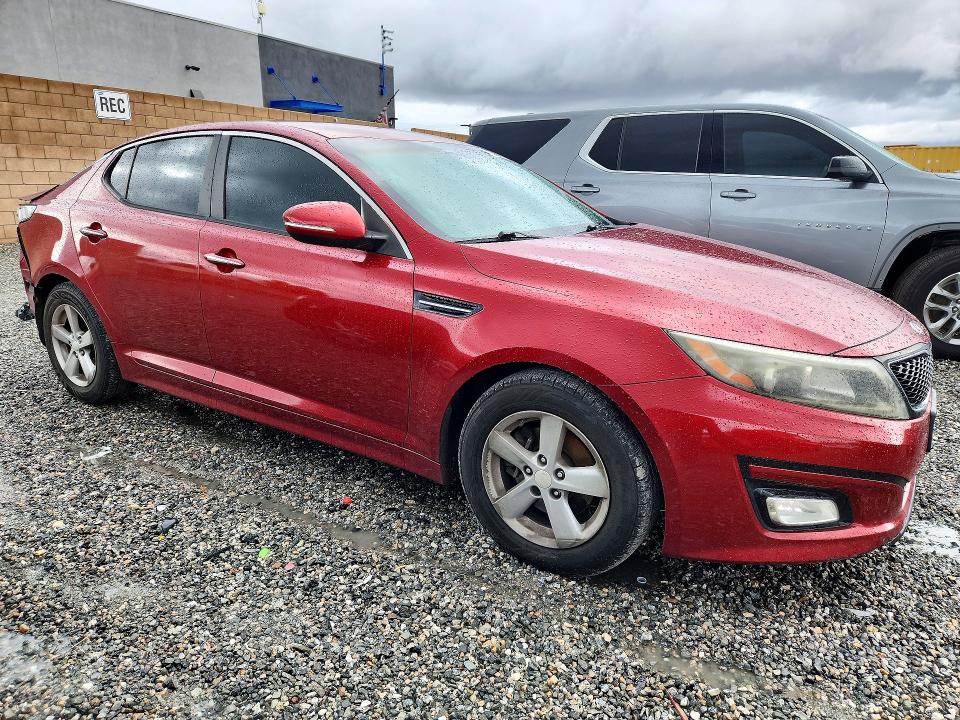 Снимка 4 от търг – 2015 KIA OPTIMA с VIN 5XXGM4A78FG371730