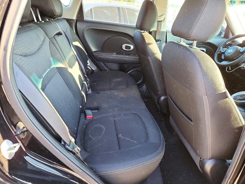 Photo 10 from auction – 2016 KIA SOUL with VIN KNDJP3A54G7329359