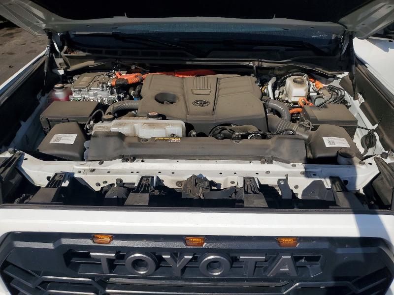 Photo 11 from auction – 2023 TOYOTA TUNDRA with VIN 5TFPC5DB5PX028652
