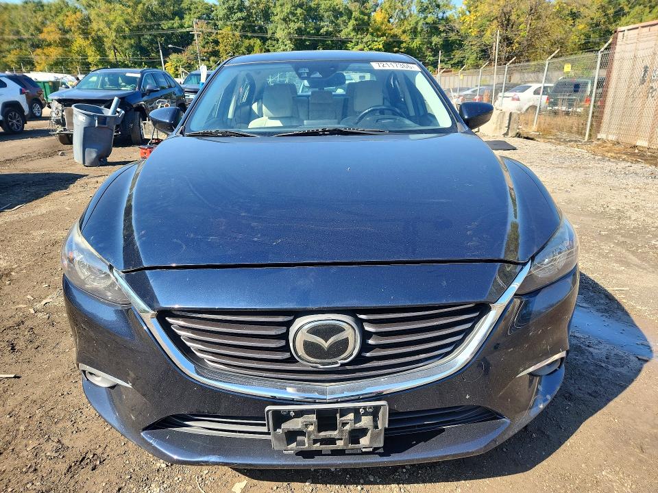 Снимка 5 от търг – 2016 MAZDA 6 с VIN JM1GJ1W55G1430132