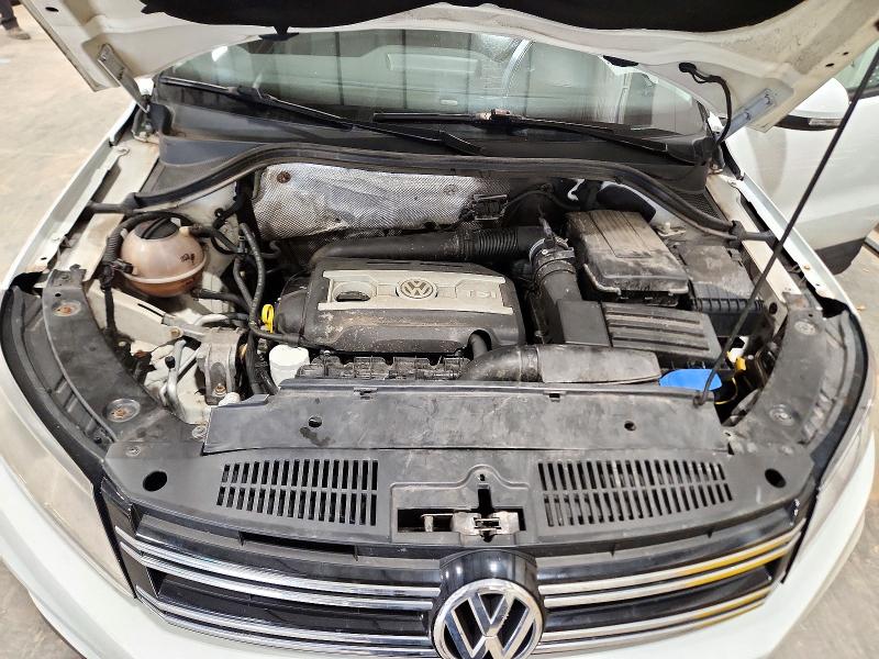 Снимка 12 от търг – 2016 VOLKSWAGEN TIGUAN с VIN WVGAV7AX1GW512993
