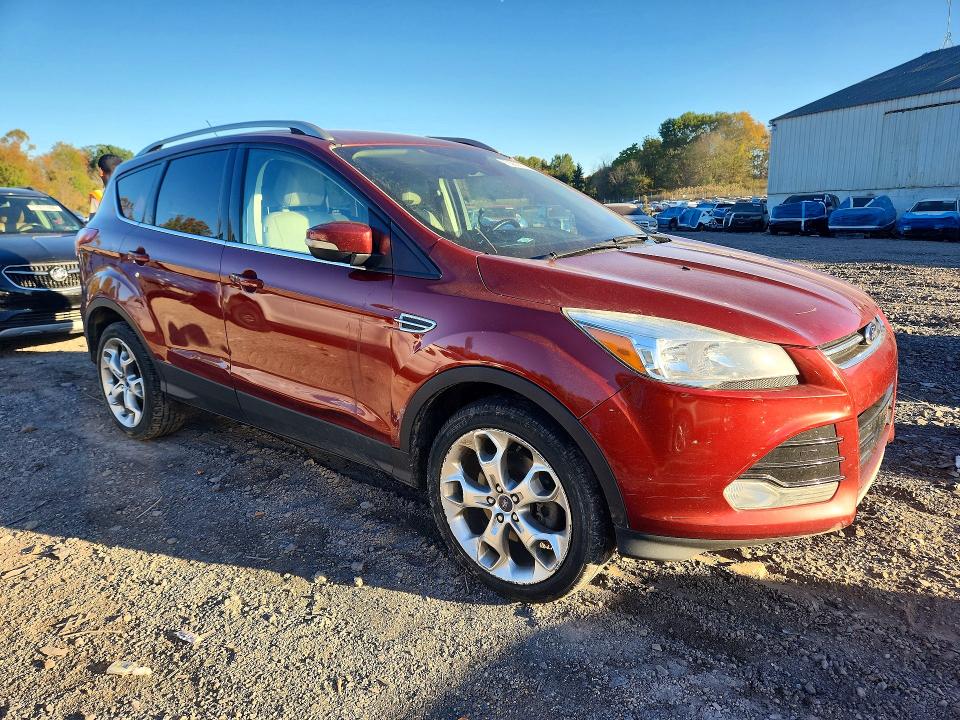Foto 4 de la subasta – 2016 FORD ESCAPE con VIN 1FMCU9J92GUC40927