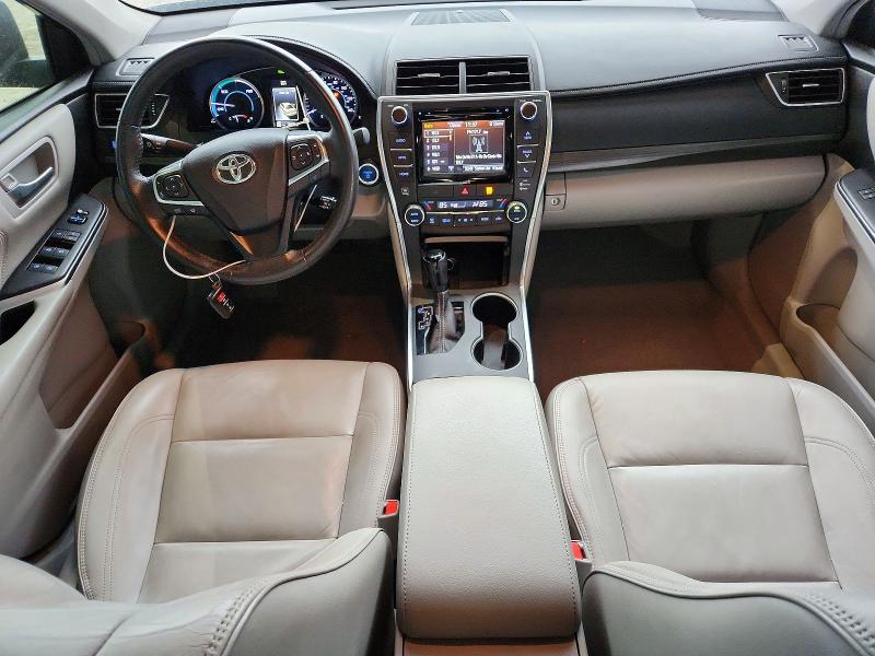 Снимка 8 от търг – 2017 TOYOTA CAMRY HYBRID с VIN 4T1BD1FK0HU206480