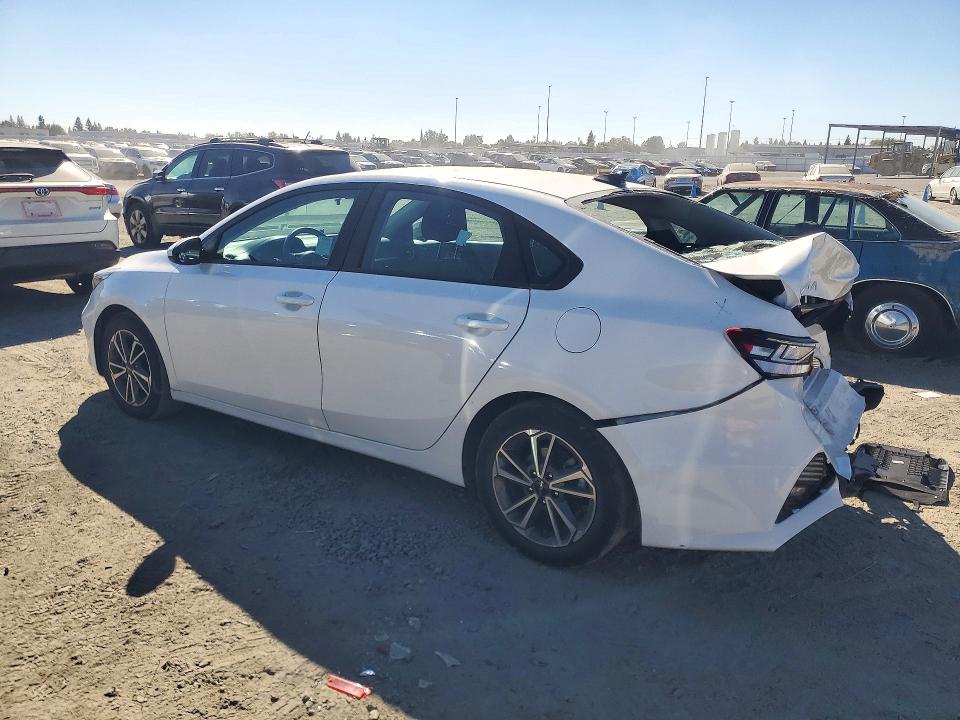 صورة رقم 2 من المزاد - 2023 KIA FORTE مع VIN 3KPF24AD2PE630293
