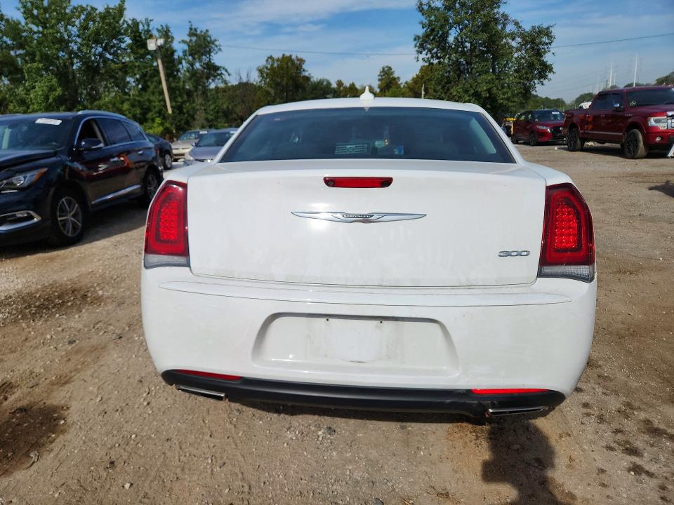 صورة رقم 6 من المزاد - 2019 CHRYSLER 300 مع VIN 2C3CCAAG3KH722989