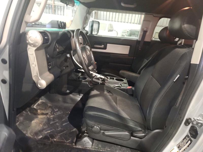 Снимка 7 от търг – 2007 TOYOTA FJ CRUISER с VIN JTEBU11F470021719