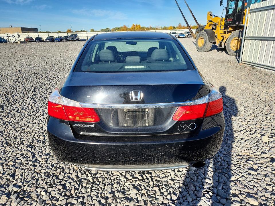 Снимка 6 от търг – 2014 HONDA ACCORD с VIN 1HGCR2F72EA298198