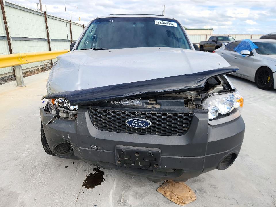 Снимка 5 от търг – 2005 FORD ESCAPE с VIN 1FMYU02Z55KD99742