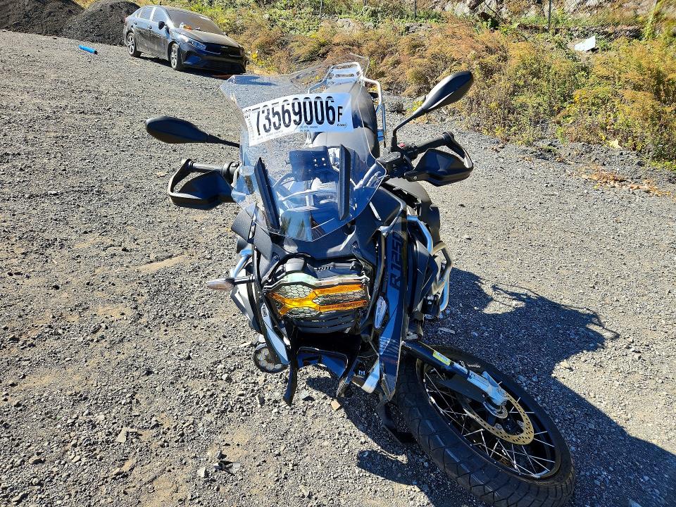 Снимка 2 от търг – 2021 BMW R 1250 с VIN WB10M1307M6D61864