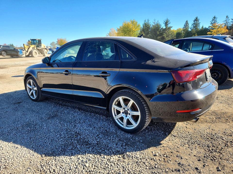 Снимка 2 от търг – 2016 AUDI A3 с VIN WAUB8GFF0G1112837