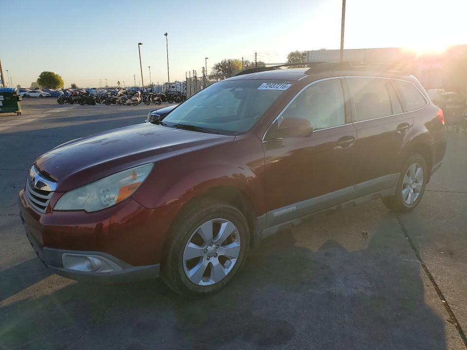 SUBARU OUTBACK 2011 with VIN 4S4BRBKC7B3382008 - Photo from auction