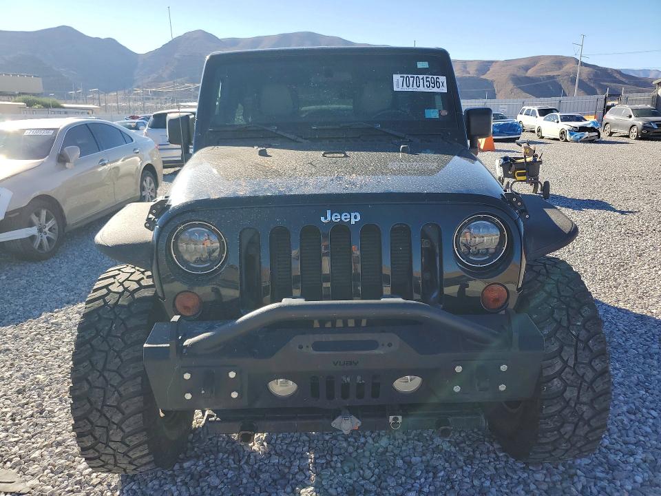 Снимка 5 от търг – 2012 JEEP WRANGLER UNLIMITED с VIN 1C4HJWEG3CL205744