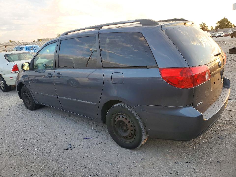 Photo 2 from auction – 2006 TOYOTA SIENNA with VIN 5TDZA23C56S501607