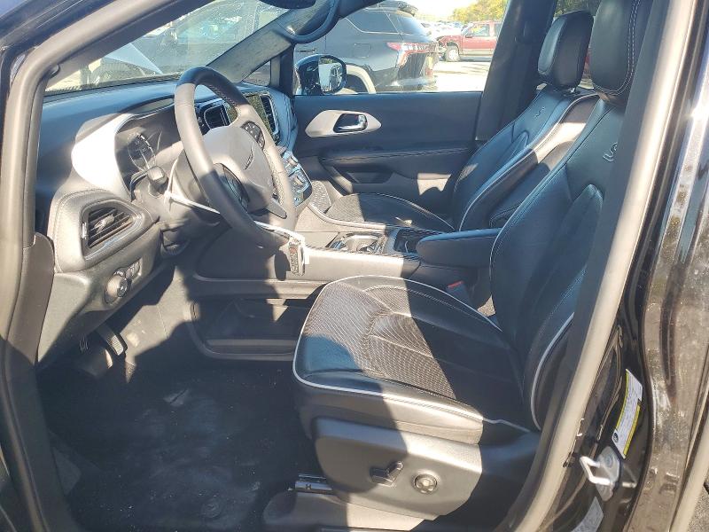Photo 7 from auction – 2025 CHRYSLER PACIFICA with VIN 2C4RC1GG0SR548564