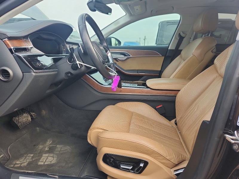 Фото 7 с аукциона – 2019 AUDI A8 с VIN WAU8DAF86KN011887