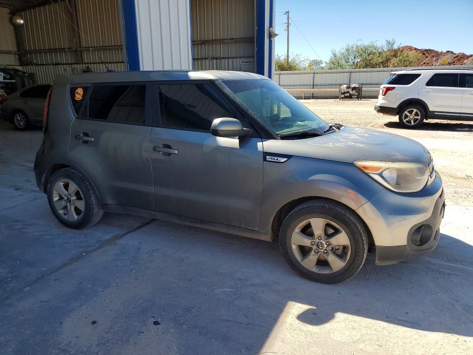 Photo 4 from auction – 2017 KIA SOUL with VIN KNDJN2A29H7471262
