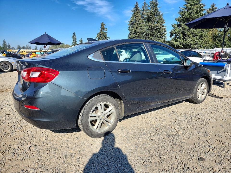 Снимка 3 от търг – 2017 CHEVROLET CRUZE с VIN 1G1BE5SMXH7201763