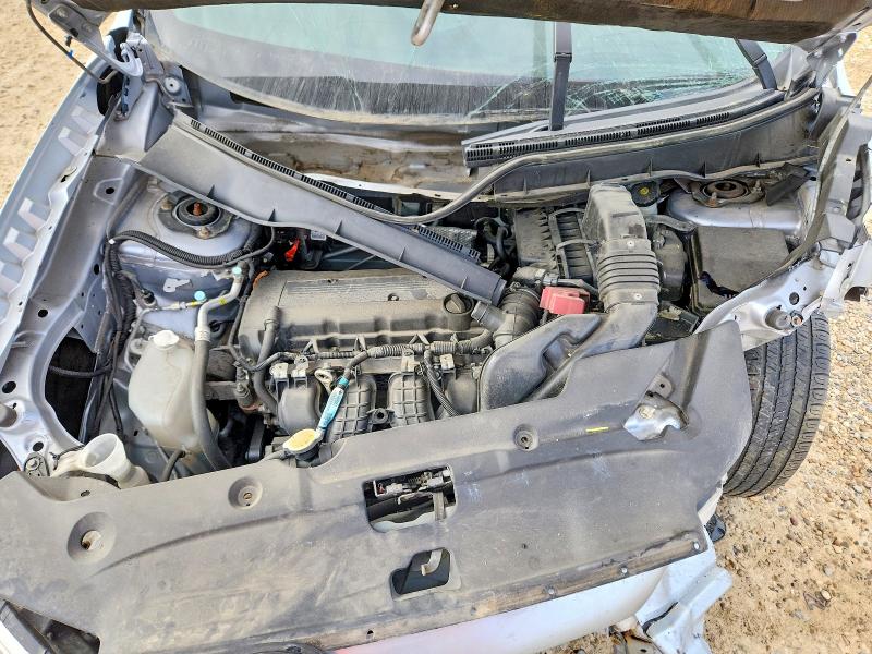 Снимка 12 от търг – 2012 MITSUBISHI RVR с VIN JA4AJ4AU3CZ605408