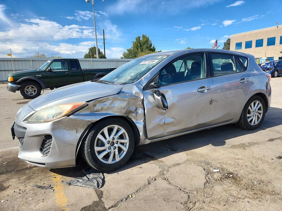 MAZDA 3 2012 с VIN JM1BL1L86C1658962 - Снимка от търг