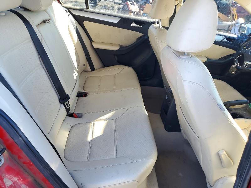 Снимка 10 от търг – 2014 VOLKSWAGEN JETTA с VIN 3VWD07AJXEM323085
