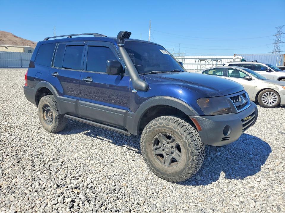 Снимка 4 от търг – 2003 MITSUBISHI MONTERO с VIN JA4NW31S03J023969