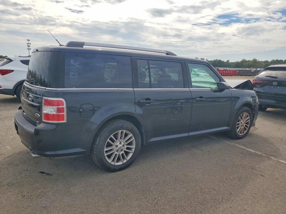 Снимка 3 от търг – 2014 FORD FLEX с VIN 2FMHK6C80EBD23712
