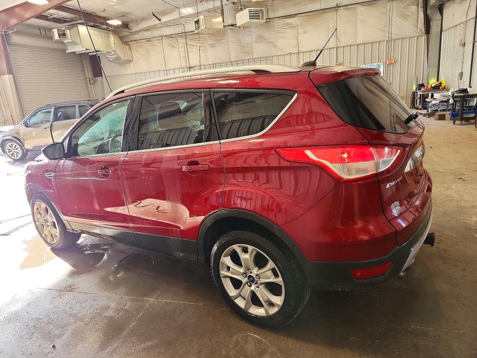 Photo 2 from auction – 2016 FORD ESCAPE with VIN 1FMCU9J94GUC59186