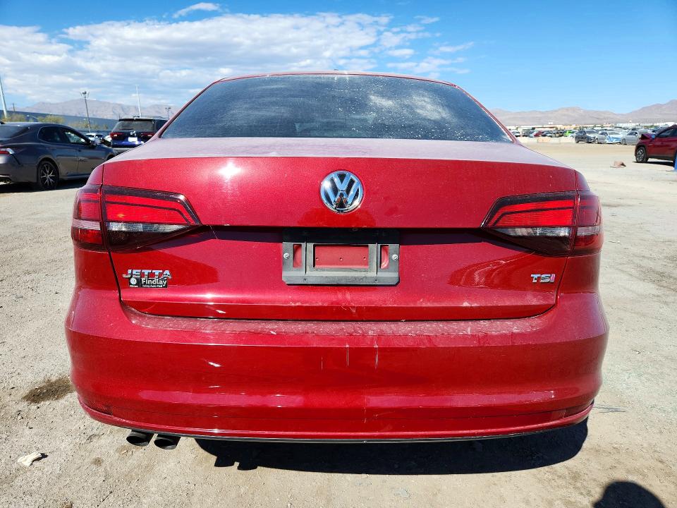 Снимка 6 от търг – 2018 VOLKSWAGEN JETTA с VIN 3VW2B7AJ1JM229821