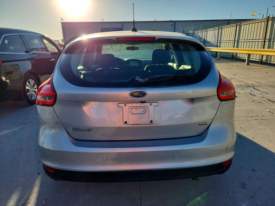 Снимка 6 от търг – 2017 FORD FOCUS с VIN 1FADP3M27HL276542