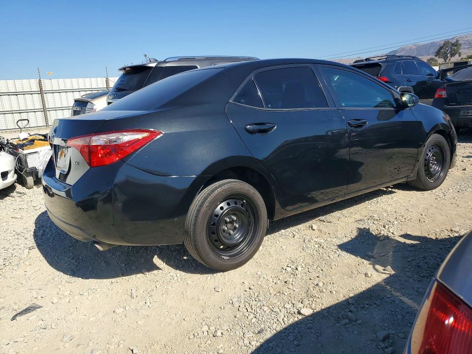Снимка 3 от търг – 2017 TOYOTA COROLLA с VIN 2T1BURHE6HC871990