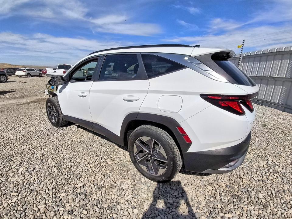 Photo 2 from auction – 2026 HYUNDAI TUCSON with VIN 5NMJBCDE3TH738451