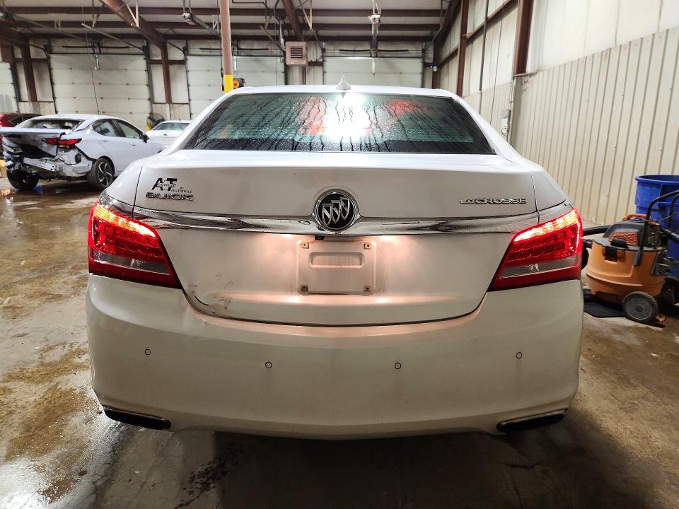 Снимка 6 от търг – 2015 BUICK LACROSSE с VIN 1G4GB5G3XFF193782