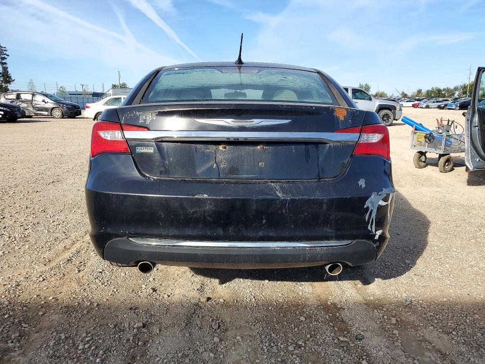 صورة رقم 6 من المزاد - 2013 CHRYSLER 200 مع VIN 1C3CCBCG7DN527331