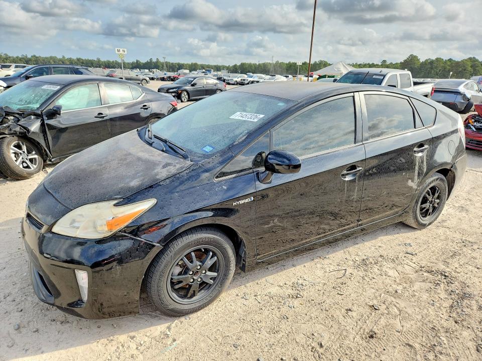 TOYOTA PRIUS 2015 with VIN JTDKN3DU5F0462135 - Photo from auction
