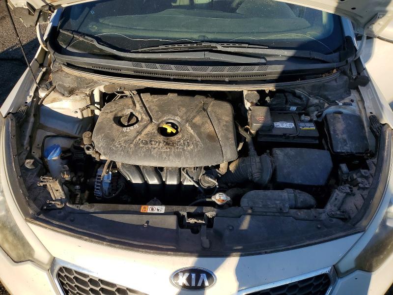 صورة رقم 11 من المزاد - 2015 KIA FORTE مع VIN KNAFK4A68F5298451