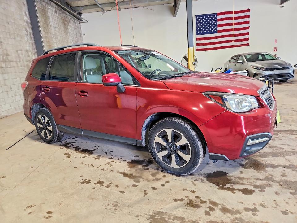 Фото 4 с аукциона – 2018 SUBARU FORESTER с VIN JF2SJAGC1JH440275