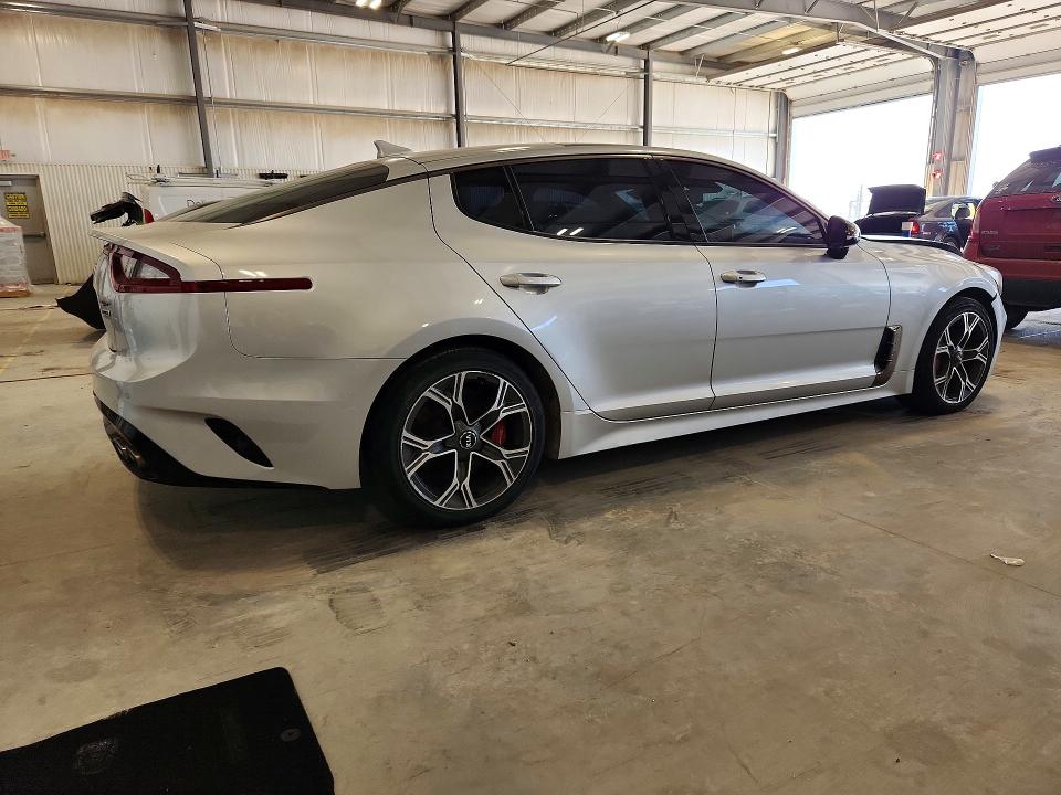 Photo 3 from auction – 2018 KIA STINGER with VIN KNAE55LC6J6026950