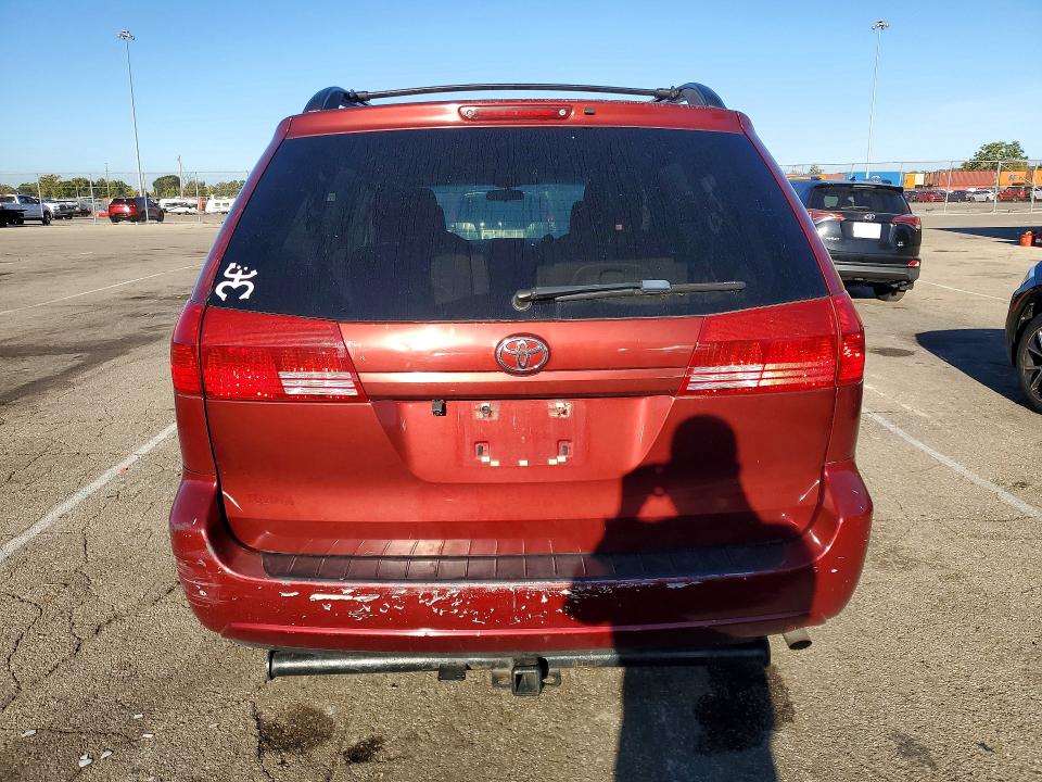 Photo 6 from auction – 2005 TOYOTA SIENNA with VIN 5TDZA23C45S339662